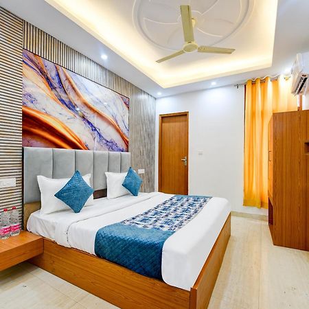 Hotel Galaxy Near Delhi Airport New Delhi Exterior photo