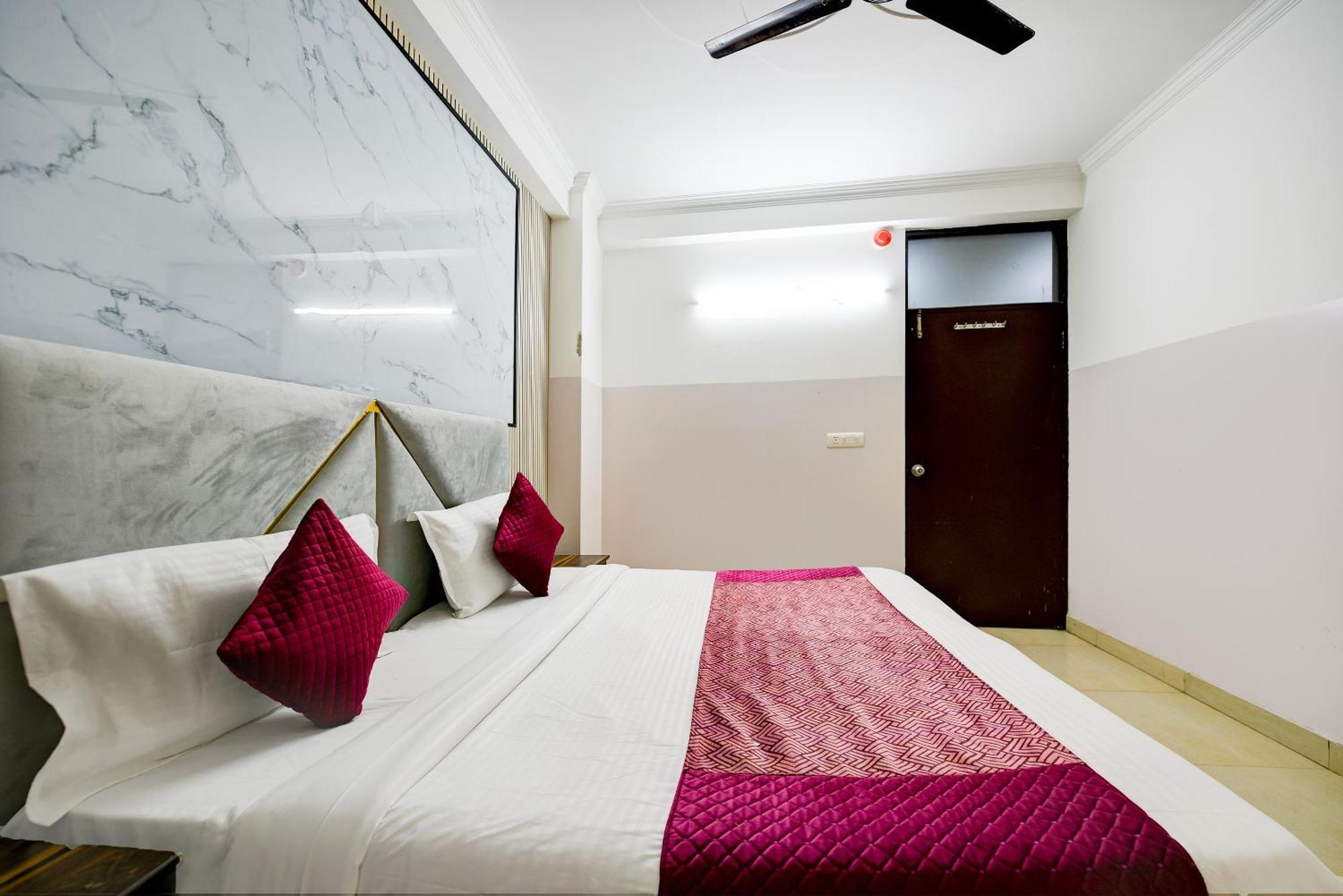 Hotel Galaxy Near Delhi Airport New Delhi Exterior photo